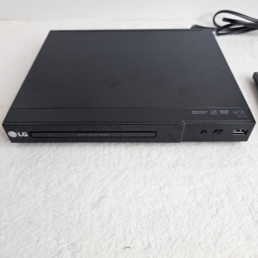 LG DP132H CD DVD Player with Remote Control - Picture 2 of 7